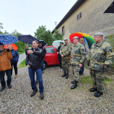 Jack Hersch beim Friedmannhaus im Rahmen des "David-Hersch-Gedenkmarsches" © Mauthausen Komitee Enns 