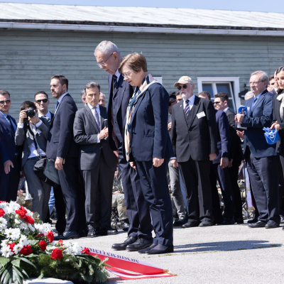 Befreiungsfeier 2025 Kranzniederlegungen © MKÖ/Alissar Najjar