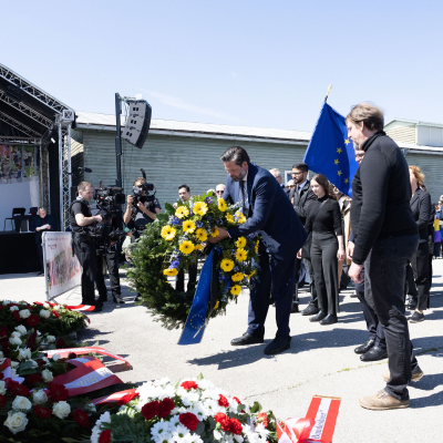 Befreiungsfeier 2025 Kranzniederlegungen © MKÖ/Alissar Najjar
