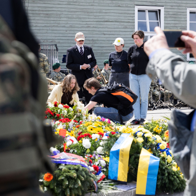 Befreiungsfeier 2025 Kranzniederlegungen © MKÖ/Alissar Najjar