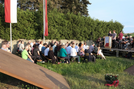 Gedenkfeier beim Mahnmal für den Frieden CC Huber