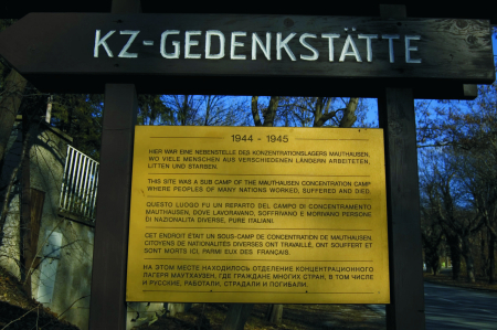 Gedenkfeier mit Kreuzweg-Andacht